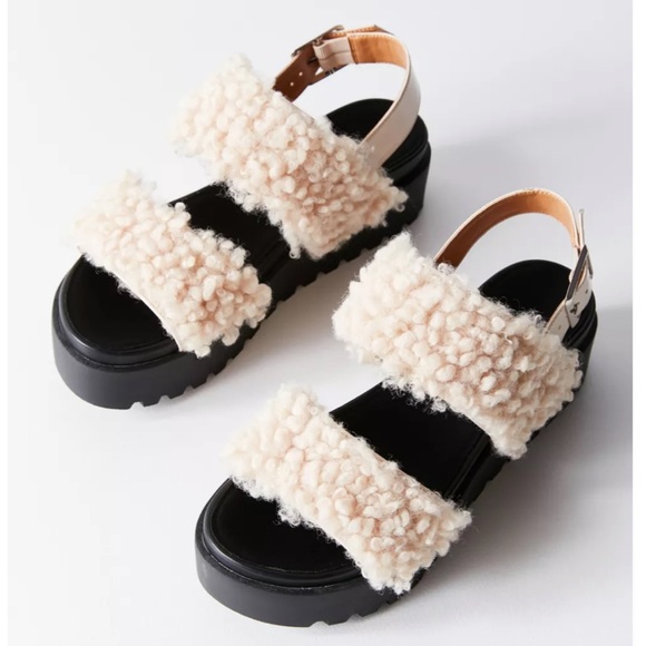 Urban Outfitters Lexi Sherpa sandals - Picture 6 of 7